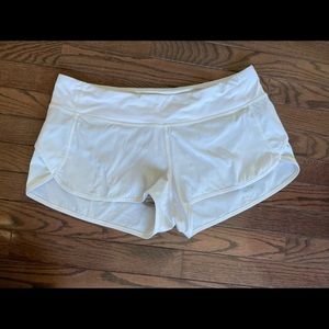 Lululemon white speed up shorts size 10